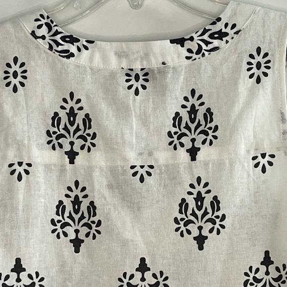 Anne Carson Linen Blend Sleeveless Blouse Size Medium White/Black Print Coastal - Picture 7 of 12